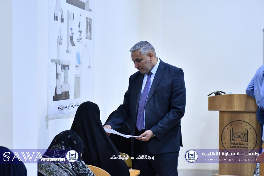 الغزي يتفقد امتحانات طلبة قسم الفيزياء الطبية والعلاج الاشعاعي