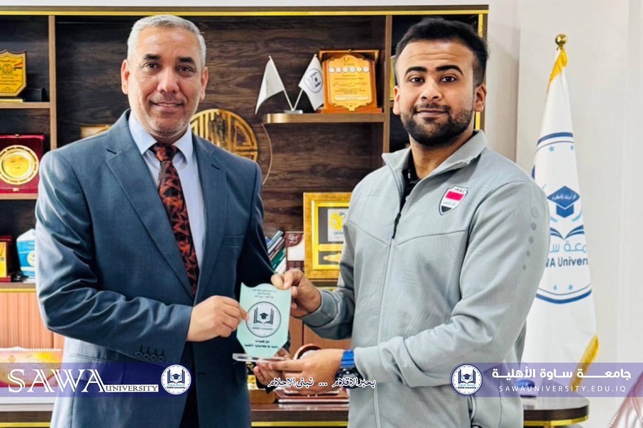 الغزي يكرم الطالب الرياضي جعفر رياض كاظم