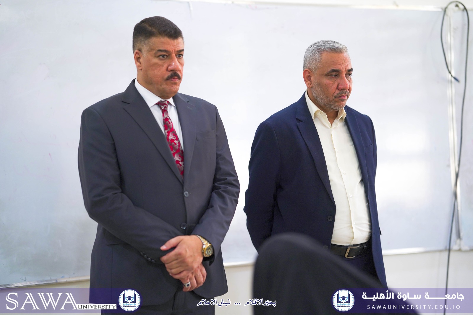 رئيس الجامعة ومساعد رئيس الجامعة للشؤون العلمية يتابعان سير امتحانات كلية التربي…